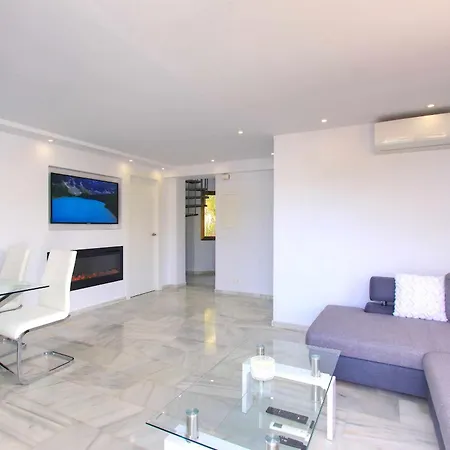 1094 Modern Duplex Penthouse On The