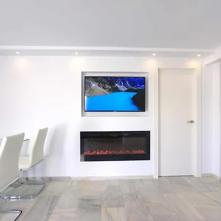 1094 Modern Duplex Penthouse On The Marbella